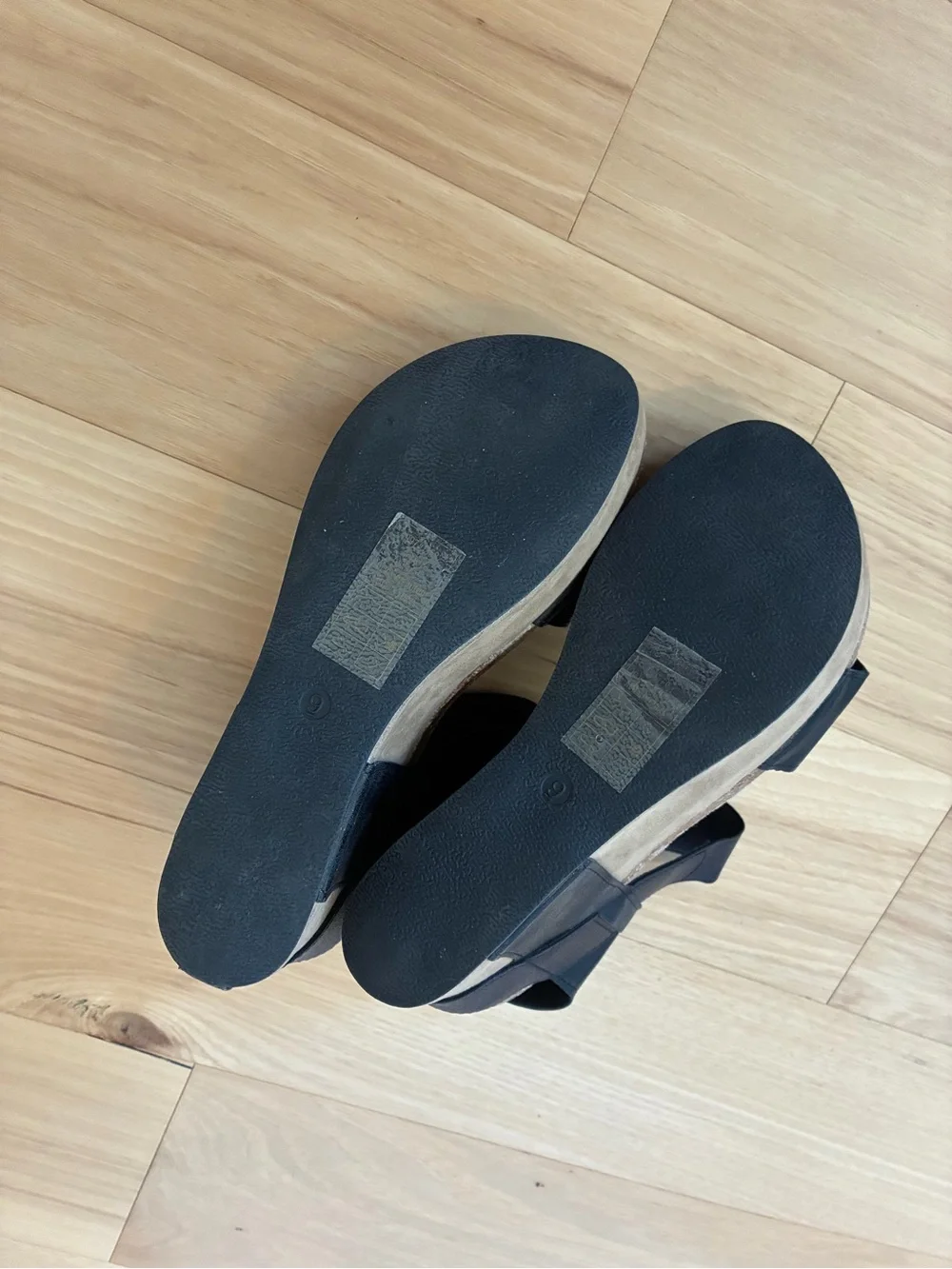 Pierre Dumas classic black